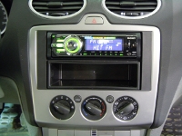   Sony CDX-GT647UI  Ford Focus II